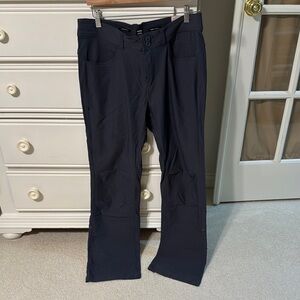 NWT PrAna Women’s Halle Pant II in Coal Gray Color
